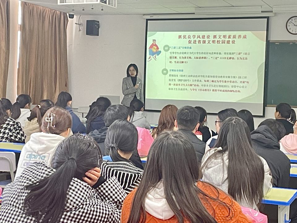 1636941555806993.png 9AF95DF9D64F561FC111665EDD9D4ABC.png