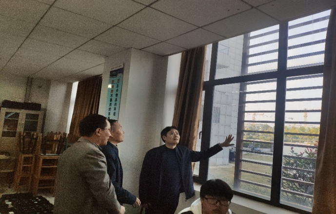 信息工程学院开展安全大排查及安全工作专题会议(图1) 信息工程学院开展安全大排查及安全工作专题会议(图1)